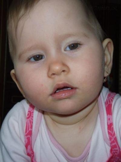 Holčička Silví..