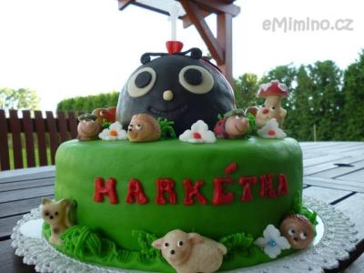 Beruška na paloučku.