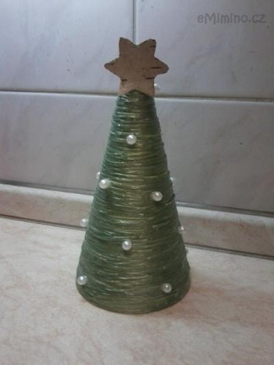 Stromeček zelený.jpg