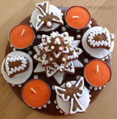 advent.svícen kruhový.JPG