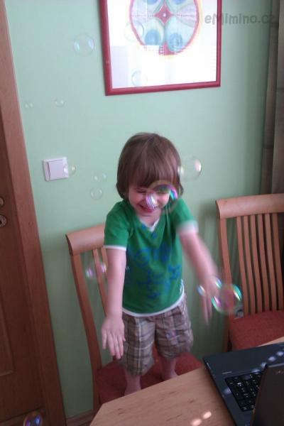 Sranda s bublinami