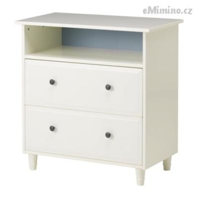 hemnes-skrinka-se-zasuvkami__0092948_PE229757_S4.jpg