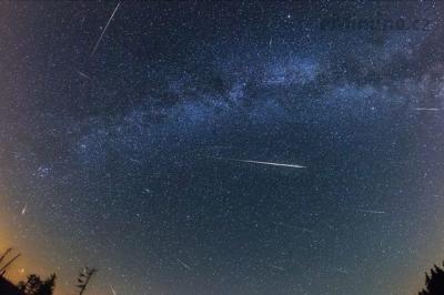 2941358--meteoricky-roj-perseid-v-roce-2012--1-839x559p0.jpeg