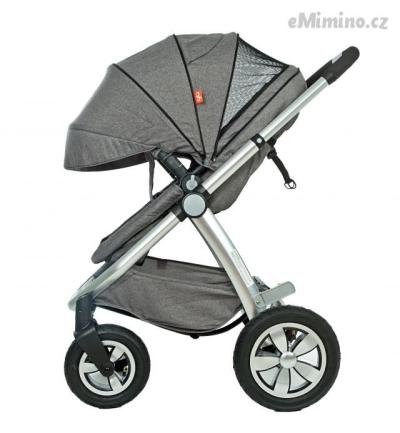 C990R - s maximalne otevrenou boudou.jpg
