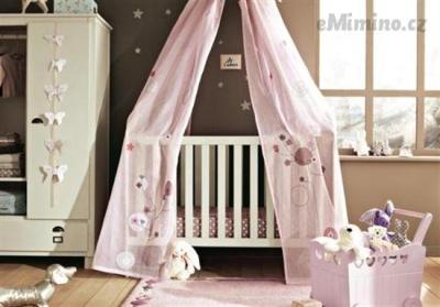 adorable-pink-and-chocolate-nursery-ideas.jpg