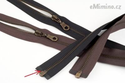 zip-kovovy-sms-delitelny-delka-80cm-bundovy.jpg