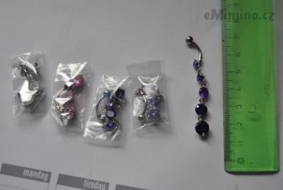Piercing dlouhý. barvy