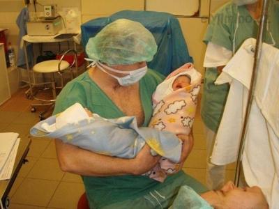 Máma chtěla, aby nás táta přin