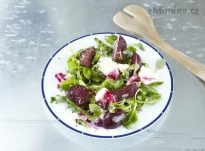salat-s-cervenou-repou_m.jpg