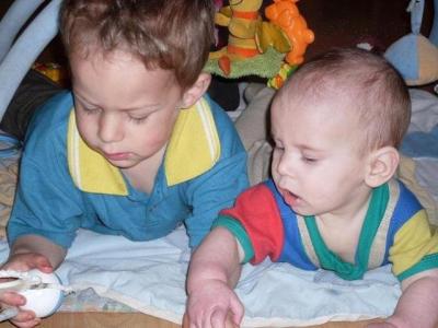 Stáník (3 roky) a Tomášek (6 měsíců) 010.JPG