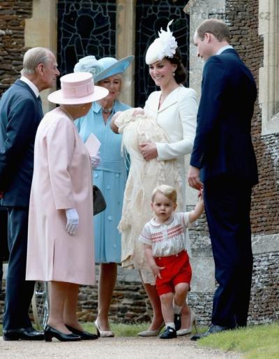 Christening+Princess+Charlotte+Cambridge+bC1sbbQi_cfx.jpg