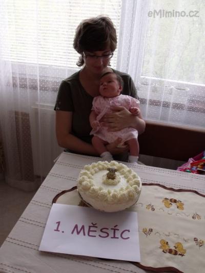 2011_04_30_01_oslabva prvního měsíce.JPG