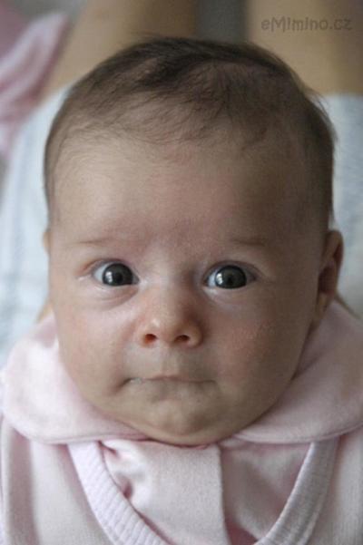 Emma, 1 mesiac, 4 dni