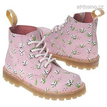 shoes_iaec1114484.jpg
