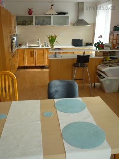 kuchyn ikea.jpg