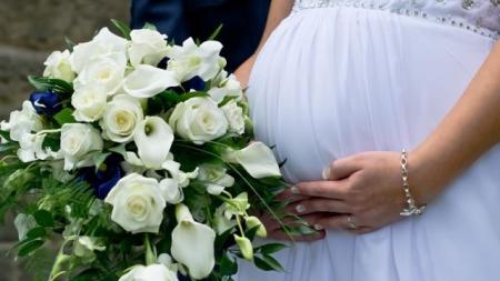 Maminky z eMimina se vdávají z lásky, ne kvůli těhotenství