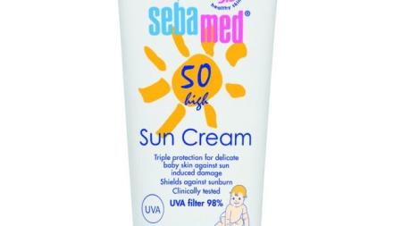Soutěžte o 60 ks opalovací kosmetiky Baby Sebamed