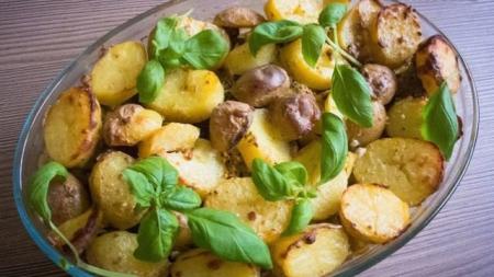 Zapečené vege brambory