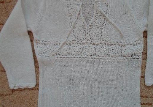 Bílý svetr, svetřík háčkovaný, pletený