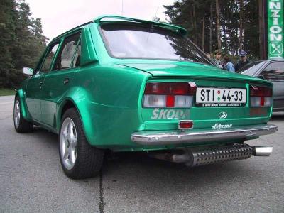 C__Data_Users_DefApps_AppData_INTERNETEXPLORER_Temp_Saved Images_skoda-130-tuning-green-05.jpg