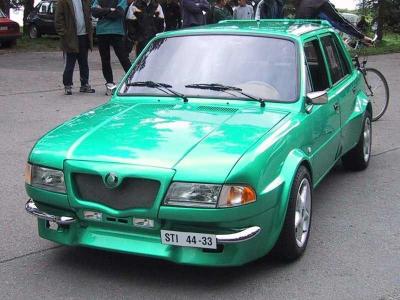 C__Data_Users_DefApps_AppData_INTERNETEXPLORER_Temp_Saved Images_skoda-130-tuning-green-01.jpg