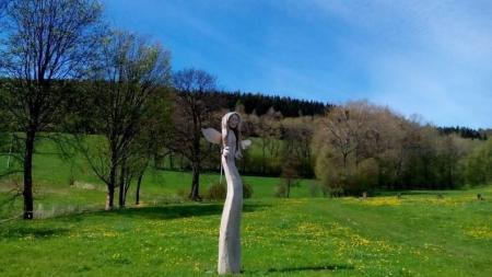 Kouzelné Jeseníky: S rodinkou na rozhlednu i do galerie soch pod širým nebem