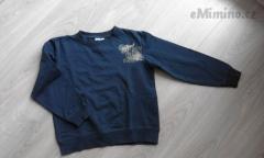 822 - mikina
