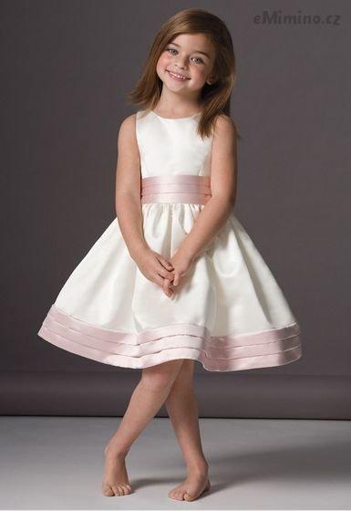 f56153261f0b095be0da1ce8d83ea663--satin-flowers-girls-dresses.jpg