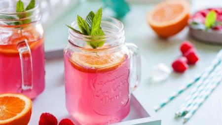 5 domácích limonád: Osvěží vás okurka i levandule!