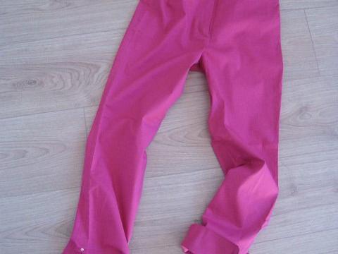 Nové tmavě růžové tříčtvrteční kalhoty vel. 34-36