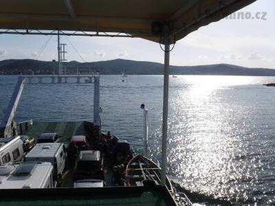 Cesta trajktem na ostrov  Pašman
