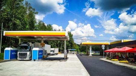 Přebalujete dítě v autě? Už nemusíte, otestovali jsme výbavu čerpacích stanic Shell