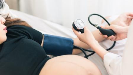 Preeklampsie postihuje až 10 % těhotných žen