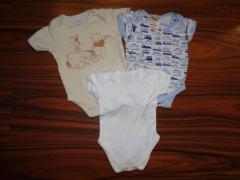 Body pro chlapečka - 3 kusy - velikost 62