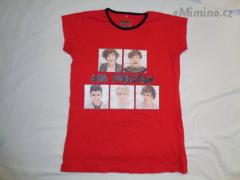 Krásné červené tričko One Direction