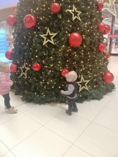 IMG-79c8872c40bcafa75d130353e017fdb1-V.jpg