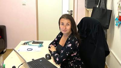 Ivana Haringová ve své kanceláři. Zdroj: Armáda spásy.