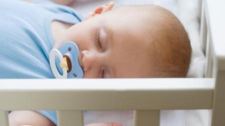 Bílý šum: Ověřená metoda usínání, která působí na děti i dospělé