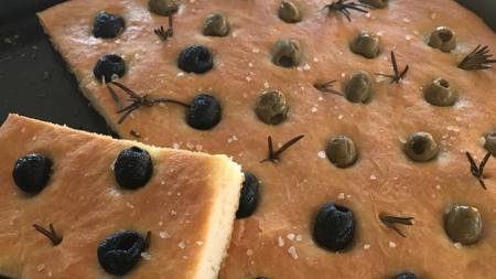 Focaccia italský chléb