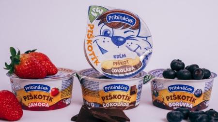 30 dětí vyzkoušelo Pribináčka Piškotíka včetně borůvkové novinky. Jak jim chutnal?