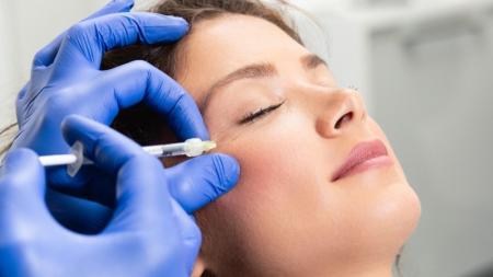 Primářka dermatologie Institutu Asklepion:  Kyselina hyaluronová dokáže s pletí zázraky