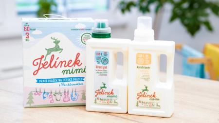 Jak na praní oblečků pro miminko? Základem je vhodný prací prášek a žehlička