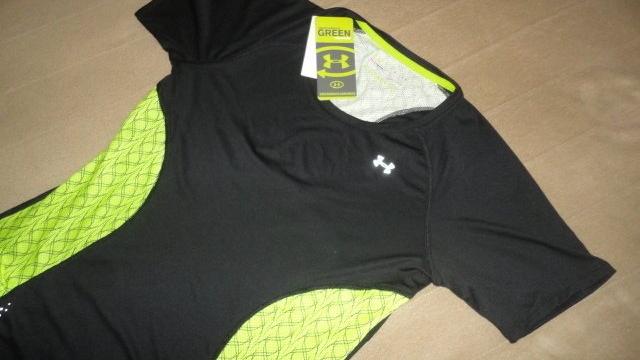 Nové, funkční triko HeatGear UNDER ARMOUR, vel. S