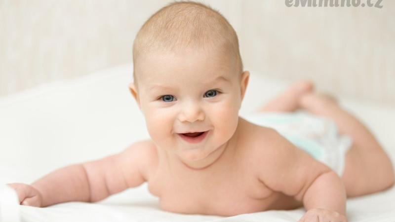Jak stimulovat 3 měsíční miminko?