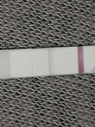 Testování a těhotenský test | Těhotensky test 1.den zpoždění