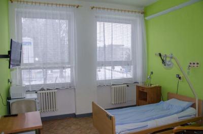 Porodnice Vyškov p. o., Gynekologicko-porodnické oddělení: Pokojíčky mají i televizi.