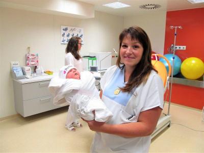 Porodnice Stod. Nemocnice a porodnice Stod, Gynekologicko-porodnické oddělení: Sestřička vždy s úsměvem.