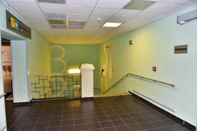 Porodnice Strakonice a.s., Gynekologicko-porodnické oddělení: Schodiště porodnice.