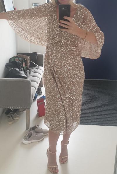 Dárky, oslavy a svatby | Výběr šatů pro svědkyni