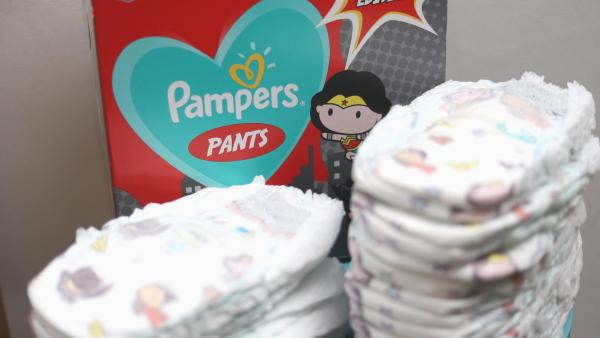 Plenkové kalhotky Pampers Pants se superhrdiny